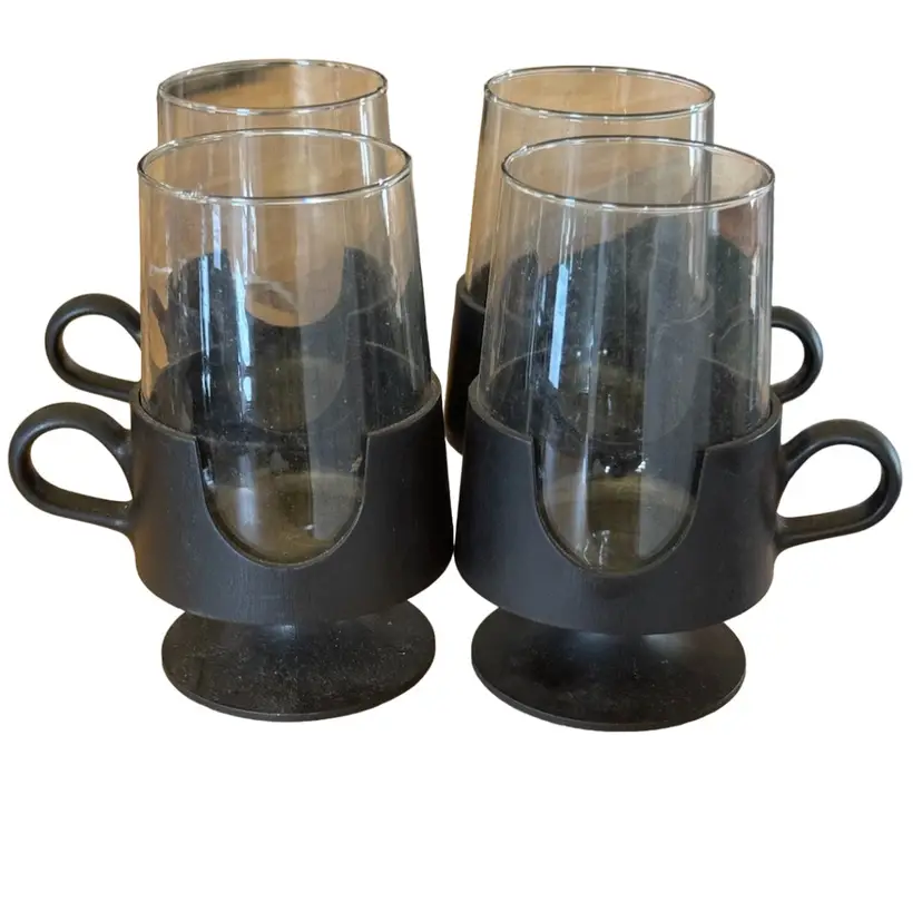Glass Snap By Corningware Mid Century black sleeves and glasses