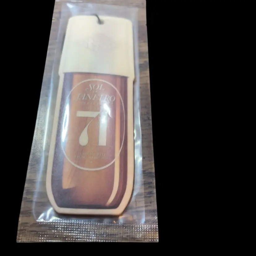 Sol De Janeiro 71 Car
 Freshie MSRP $10
