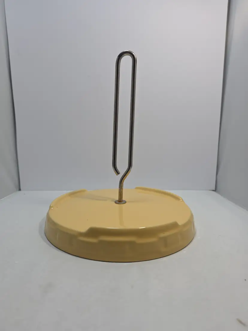 Longaberger Butternut Paper Towel Holder Woven Traditions Pottery (A4)