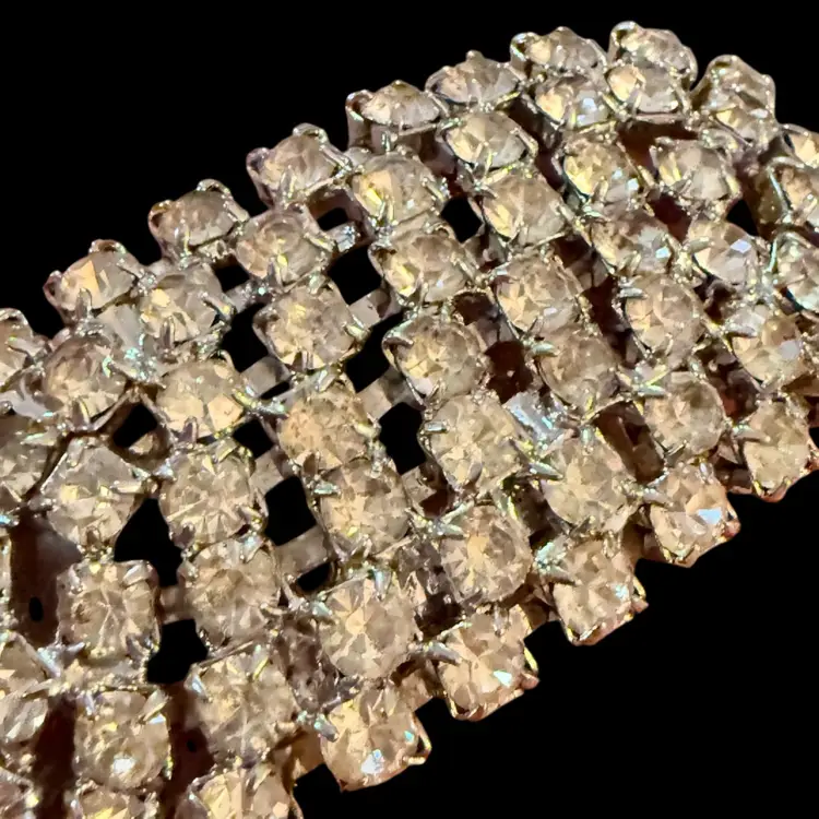 Signed MUSI Rhinestone Oval Silvertone Shoe Clips 2.25”