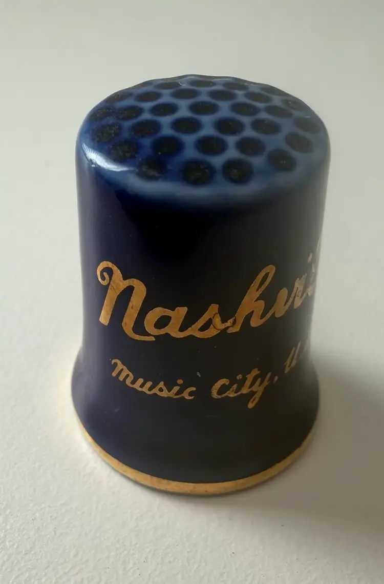 Vintage NASHVILLE Blue Thimble