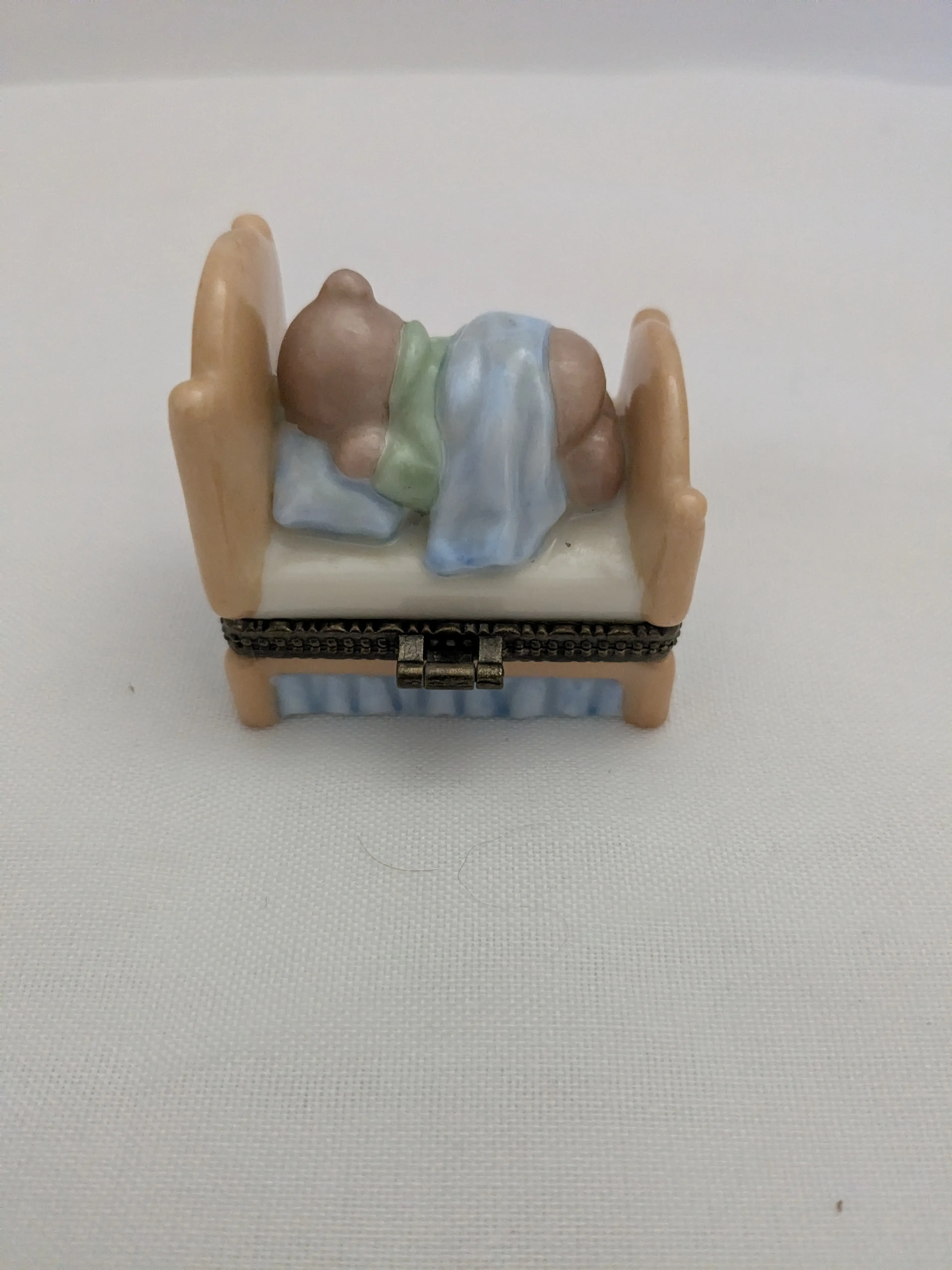 Image 3 of 5