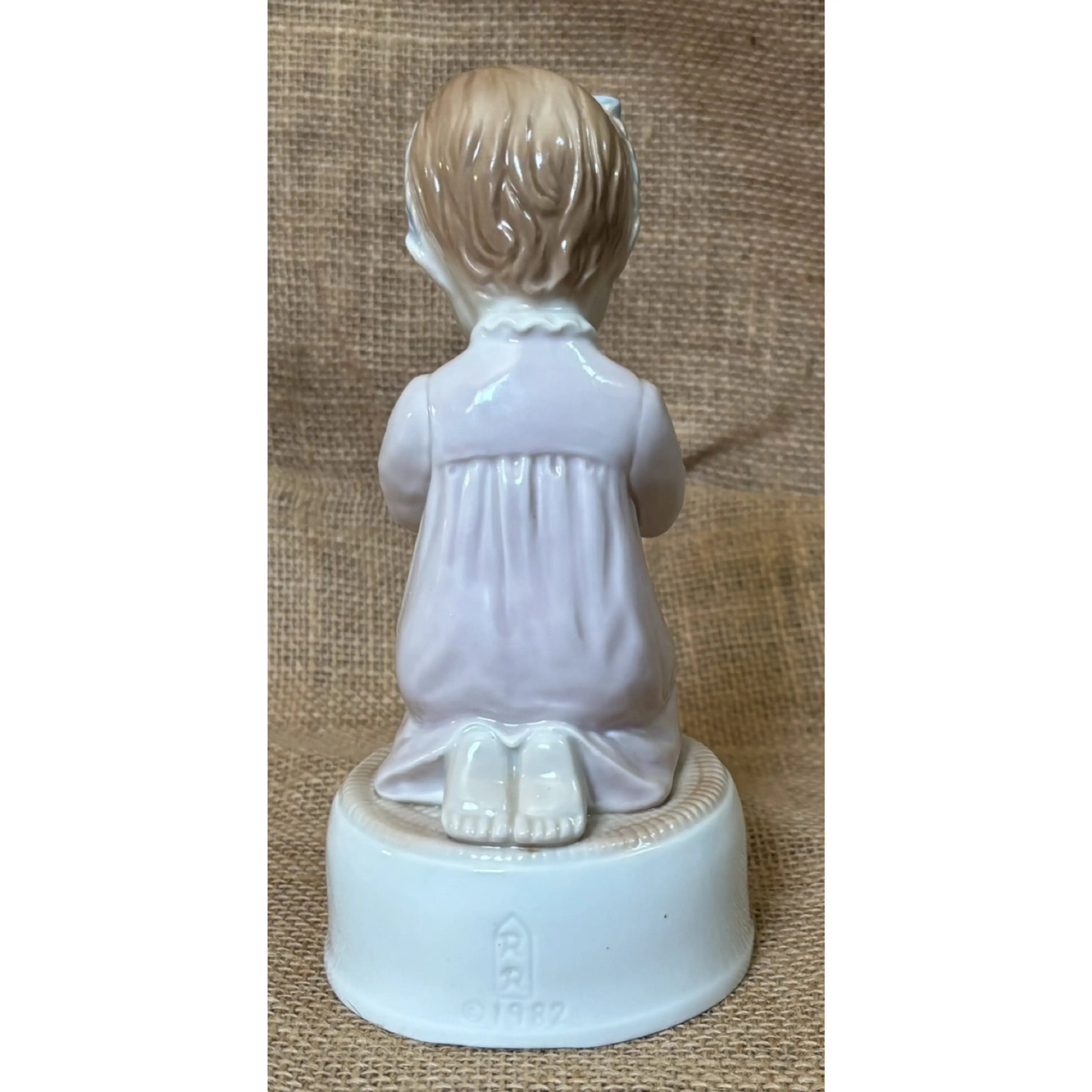 Image 4 of 9