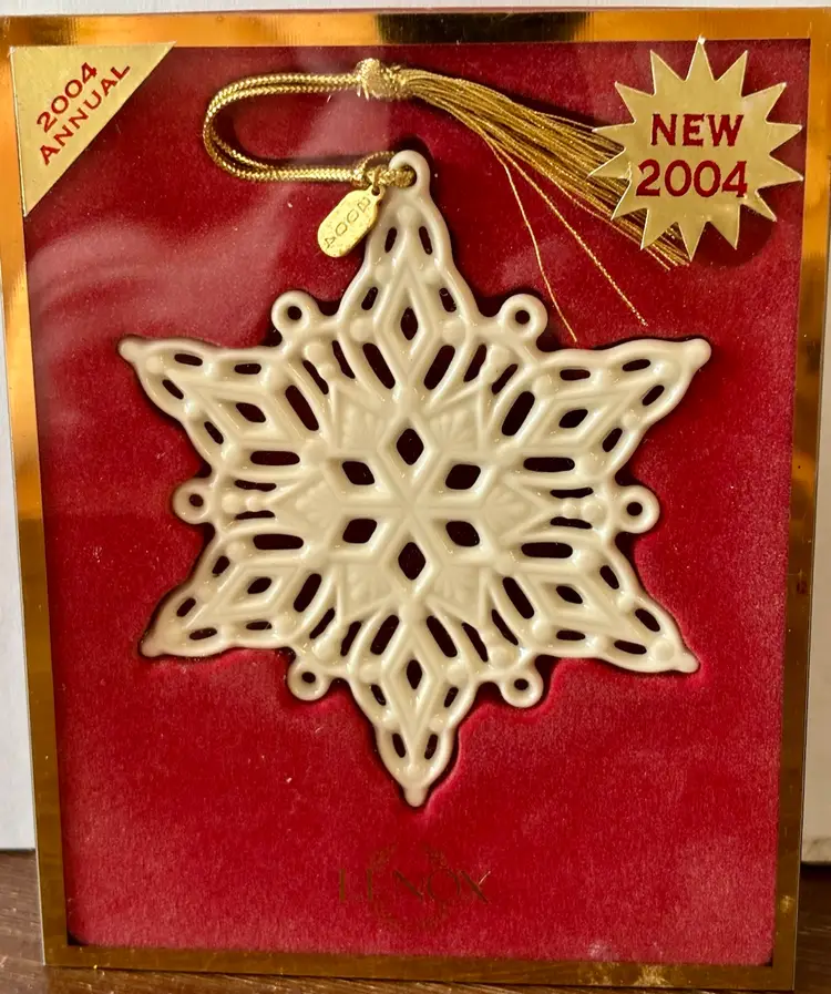Lenox Porcelain Snowflake New Old Stock Original Box Vintage