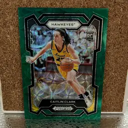 CAITLIN CLARK 2024 Panini Prizm Draft Picks Green Scope #’d 8/8 #57 Very Rare RC