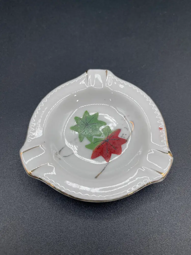 Mini Japanese Maple Leaf Ashtray 🍁