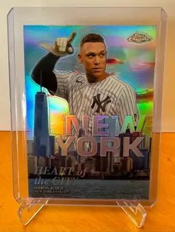 2022 Topps Chrome AARON JUDGE #HOC-13 Heart Of The City Refractor - New York Yankees