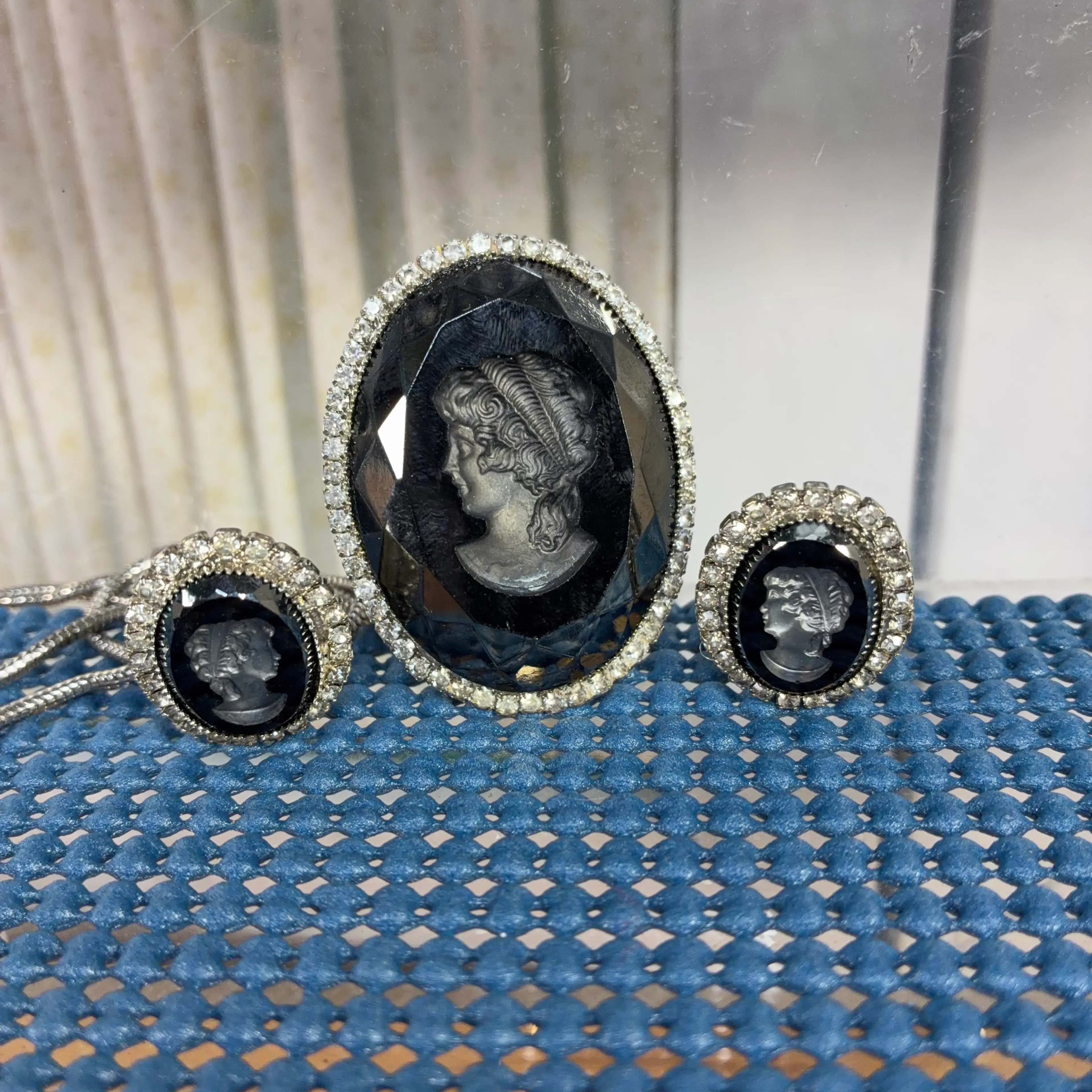 Image 1 of 8
