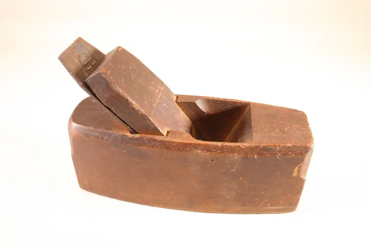 2 1/4” English Coffin Smoother (9255)