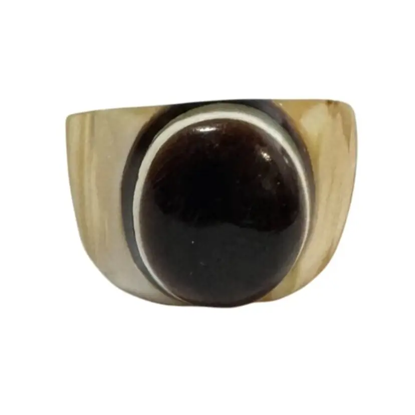 VINTAGE CARVED MOTHER OF PEARL SHELL RING SIZE 8 MOP BOHO HANDMADE SEA SHELL