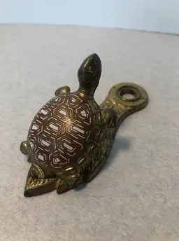 Vintage Allied Brass Turtle Clip