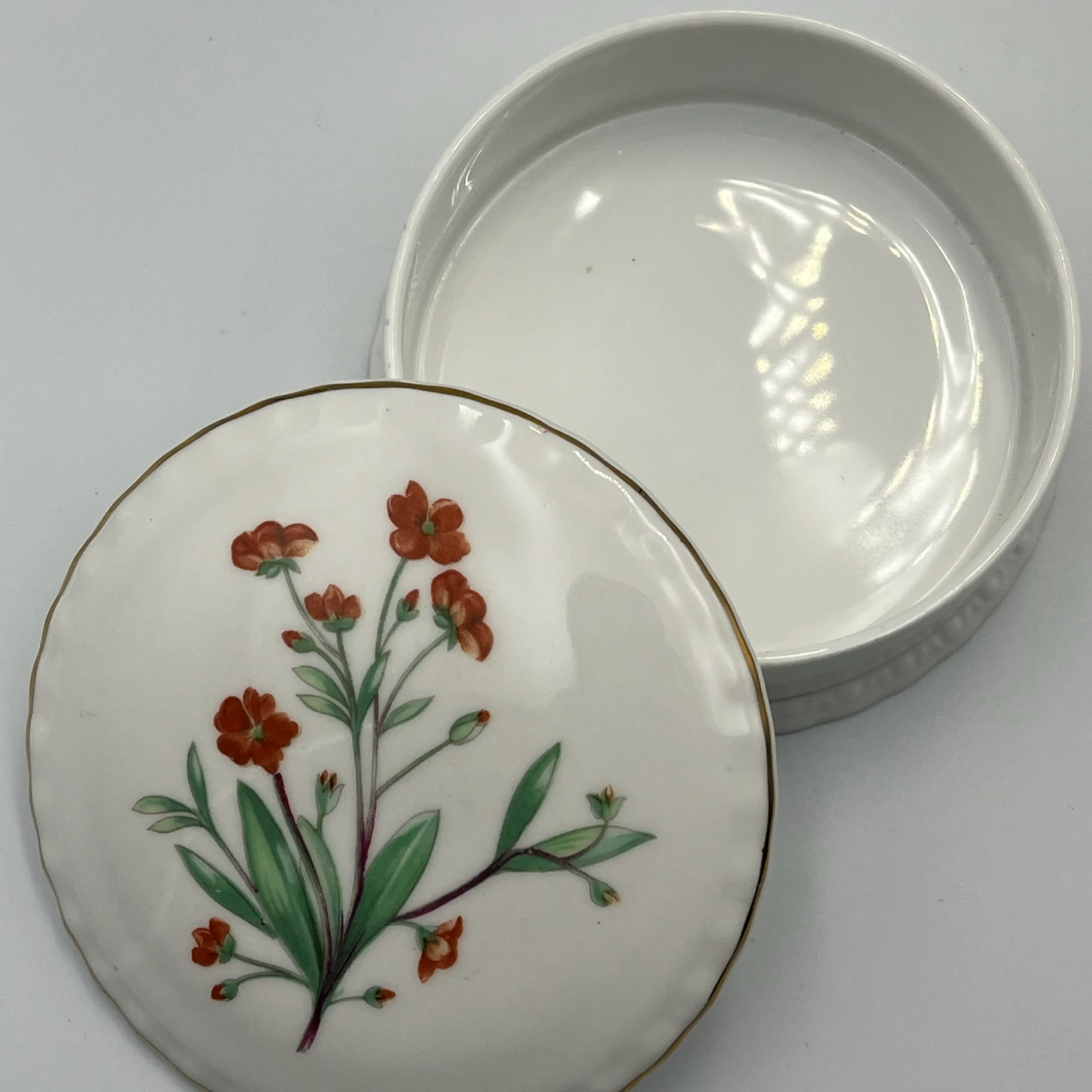 Image 2 of 4