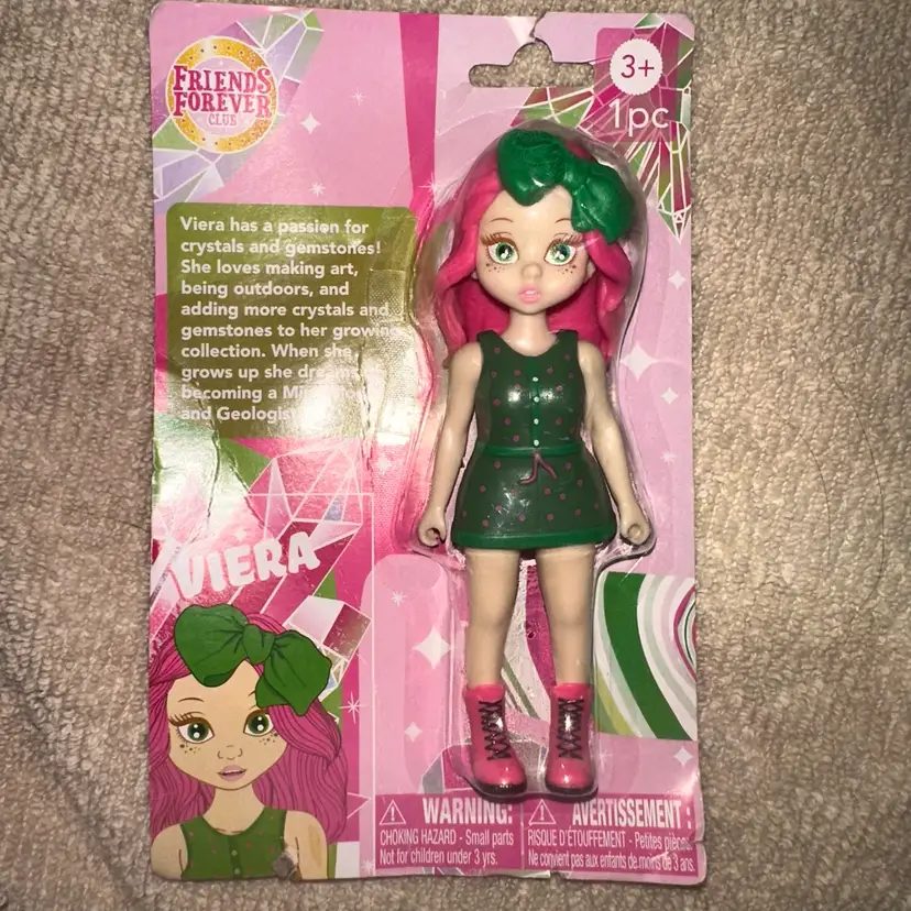 NIP Friends Forever Club Viera Girl Doll Toy Collectable 5” NEW