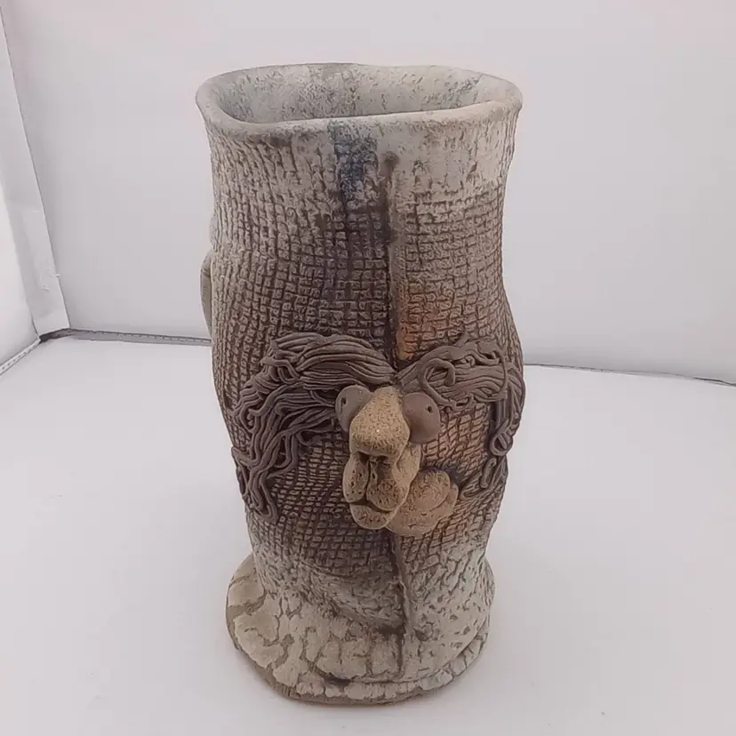 Amazing weirdo lion mug