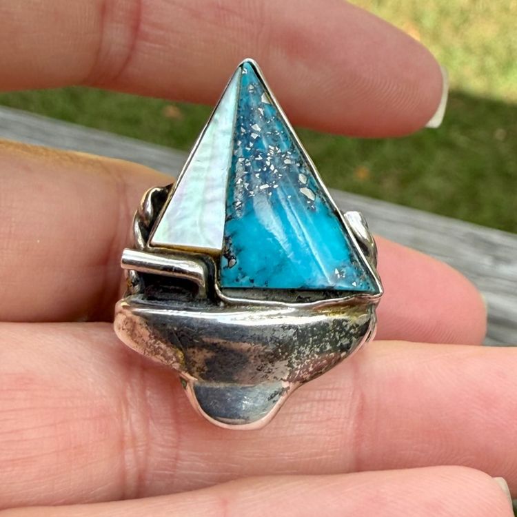 Rare Vintage Southwest One of a Kind Heavy Sterling Silver Turquiose & MOP Sailboat Ring Artist Signed, Size 10, 16.2g Tested