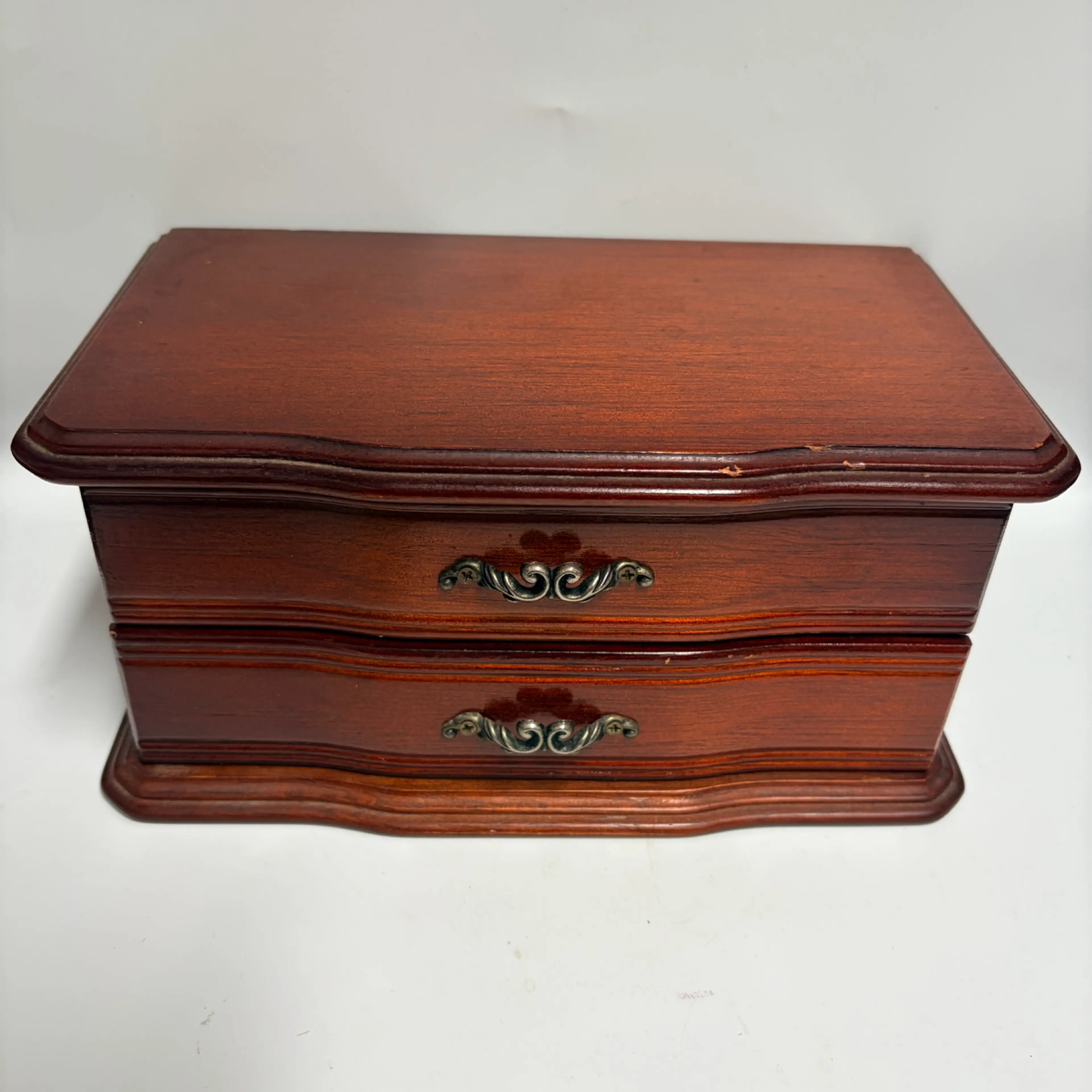 Image 1 of 7