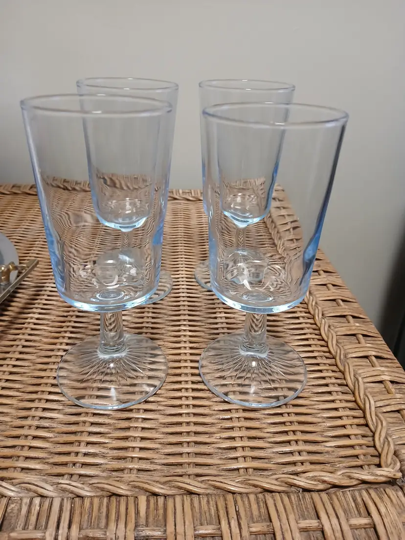 Libbey Star Sapphire Ice Blue Glass Goblet Set