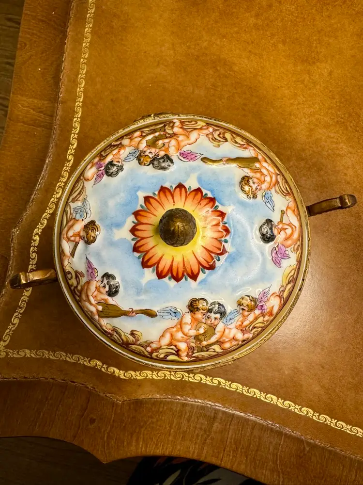 Capodimonte Antique 1771-1834 Symbolic Trinket Box w/Brass Trim, Handles & Feet 6” t 5” w