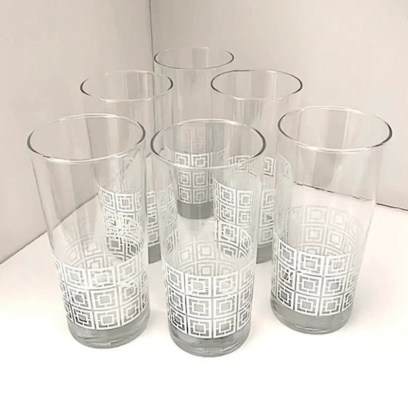 MCM Style glass tumblers with white geometric design, set of 6. Excellent condition!