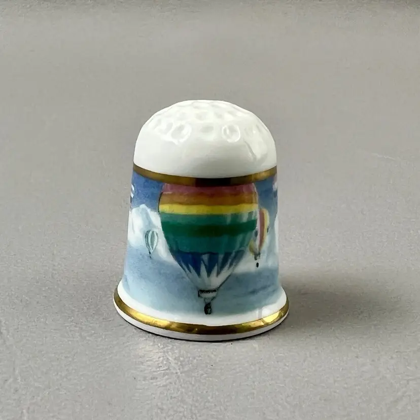 Vintage Coalport Hot Air Balloons 1" Thimble Bone China England