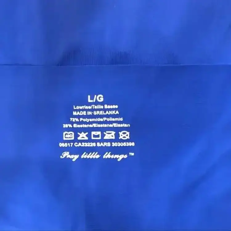 🔴 3 for $15 NWOT No-Show Scallop Cut Panties - Size Small