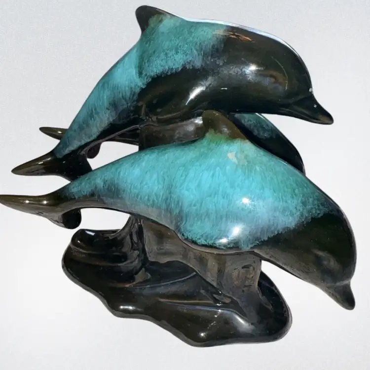 Blue Mountain Pottery Trio Pod Of Dolphins - Orginal Sticker & Marking