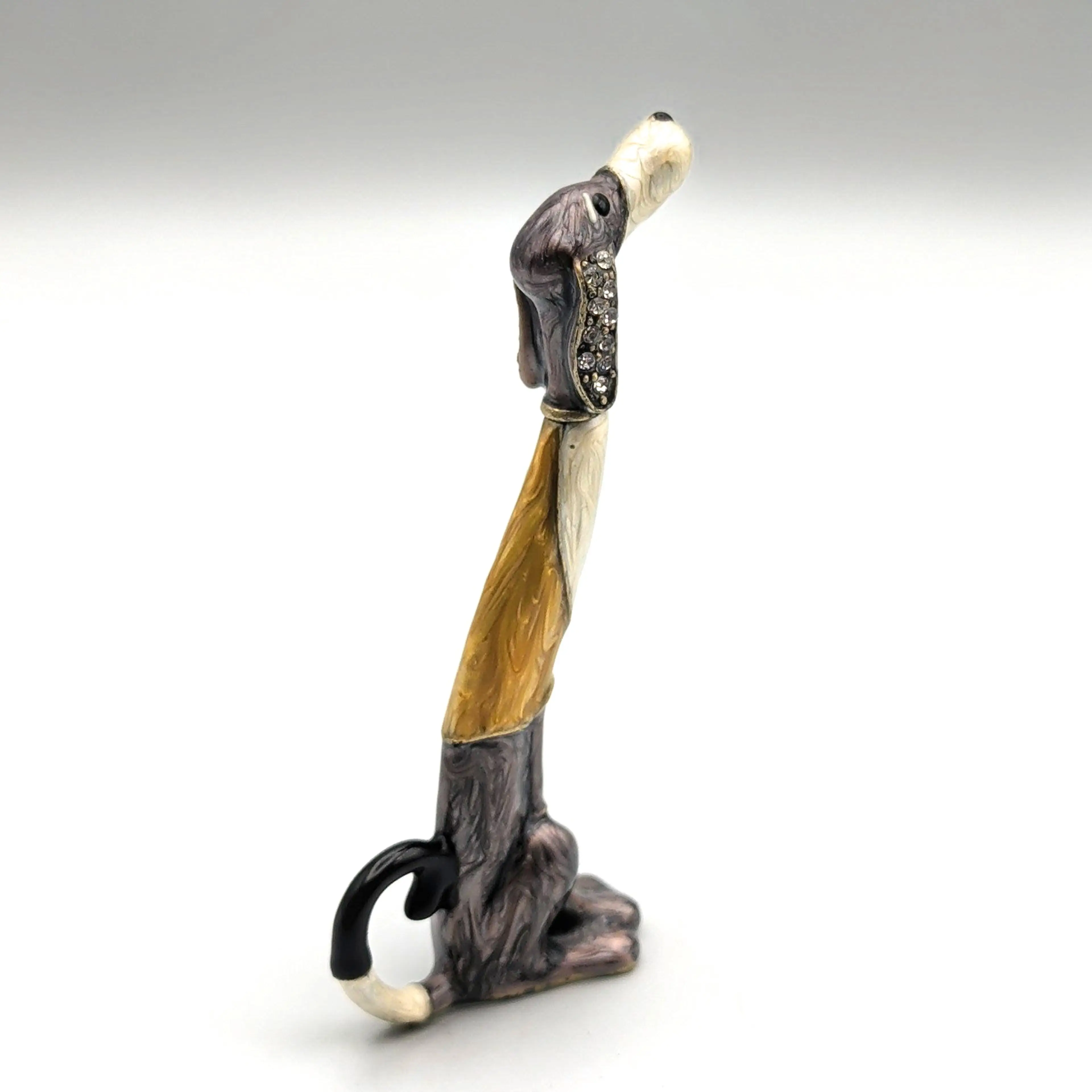 Image 4 of 9