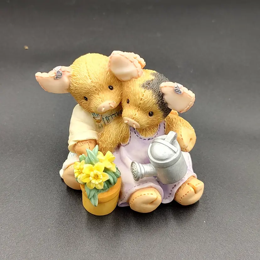 Vtg Enesco This Little Piggy "Our Love Is Growing" Figurine