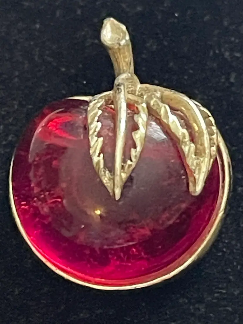Vintage Jelly Belly Red Apple Sarah Coventry Pin