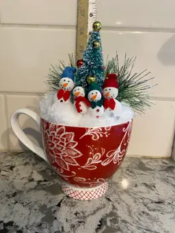 Coffee Cup Arrangement