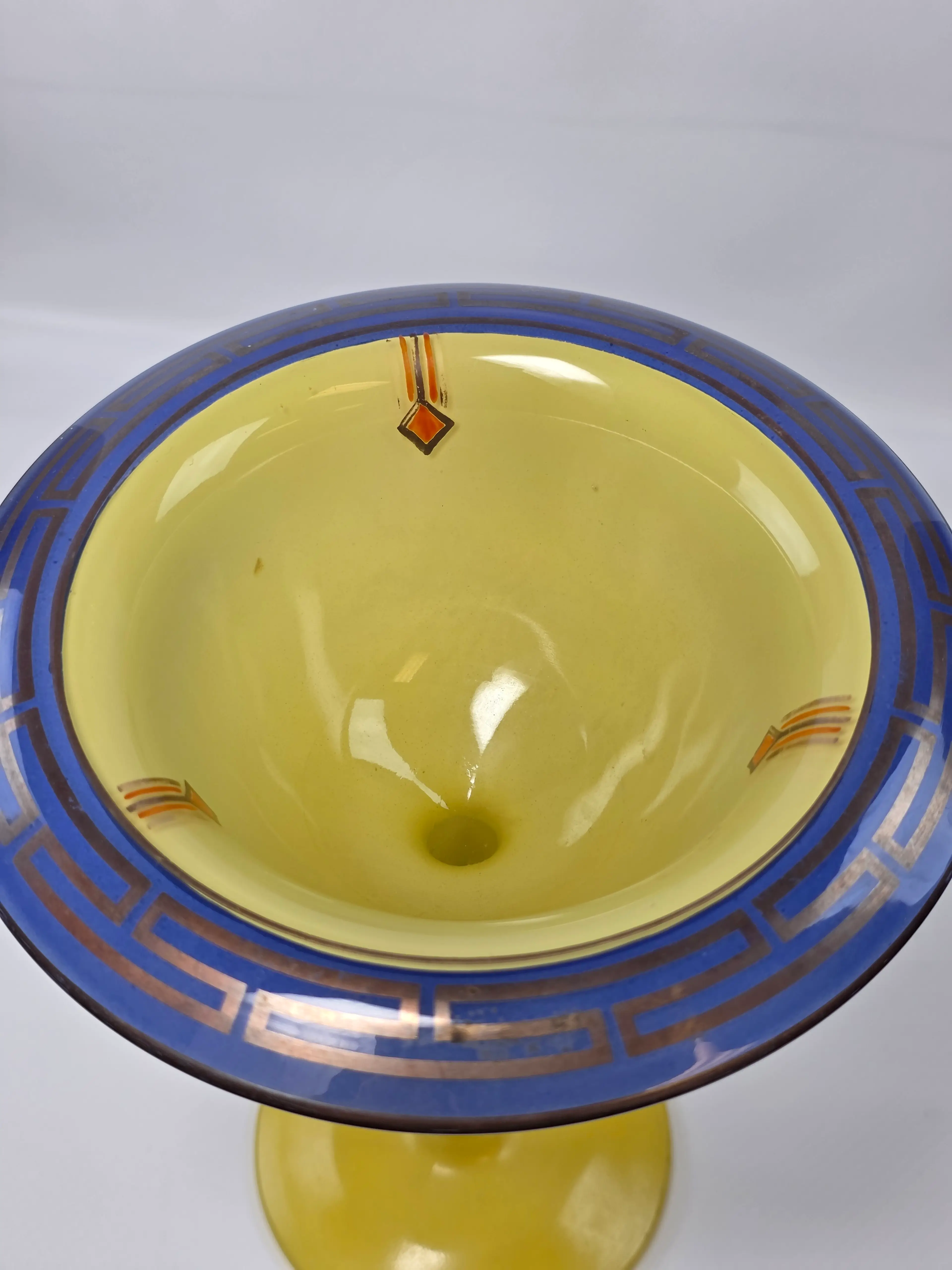 Image 4 of 6