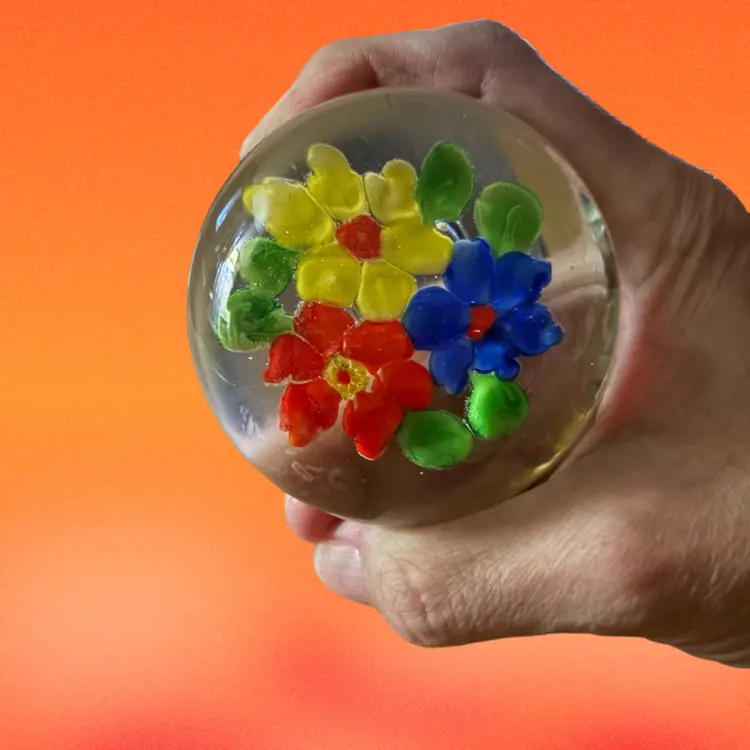 Paperweight With Yellow, Blue And Red Flower