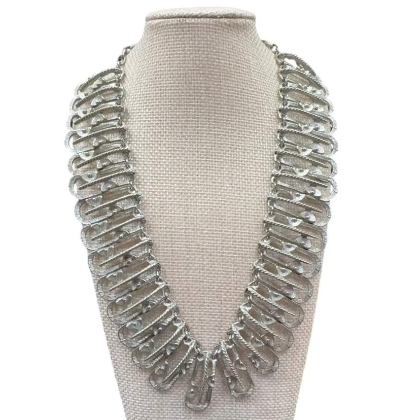 Vintage Silver Tone Metal Statement Bib Necklace Featuring Intricate Loop