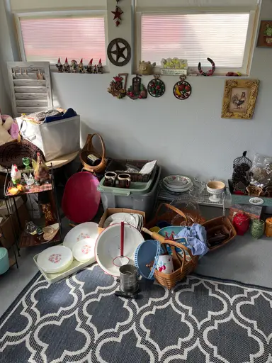 Sunday Night Vibes With LE 