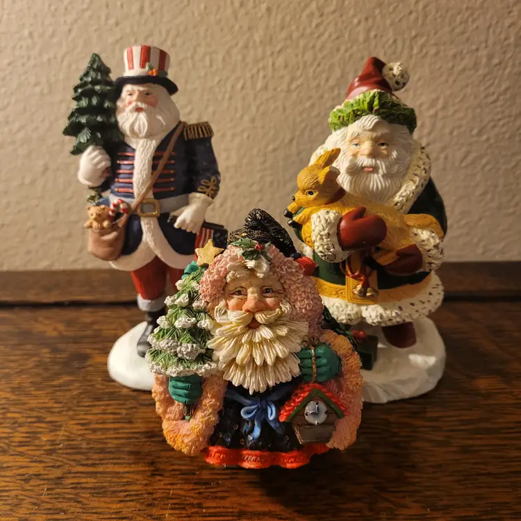 3 Santas 2 Lenox Patriotic & Woodland Collection 1 Possible Dreams Italy