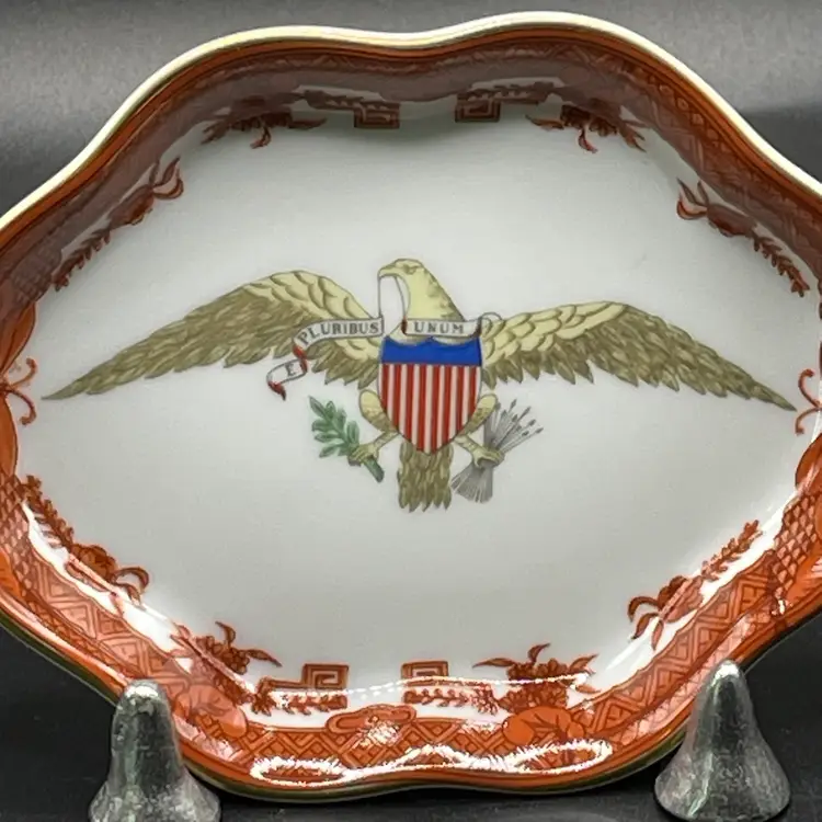 Diplomatic Eagle Mottahedeh Porcelain Tray Trinket Dish Fitshugh Iron Red Border