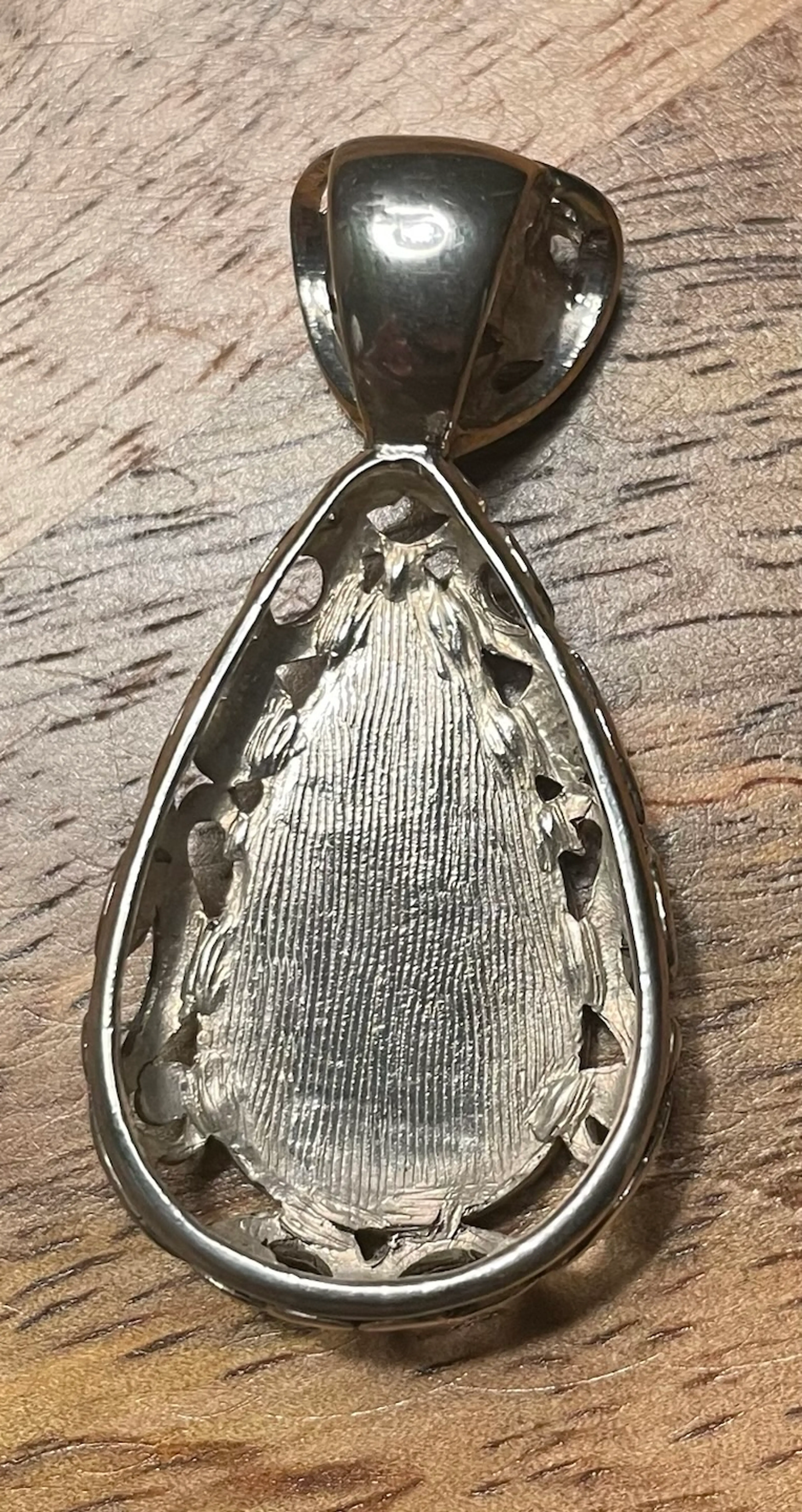 Image 3 of 3
