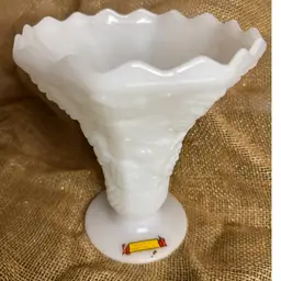 Milk Glass Souvenir Hershey Park PA Vase
