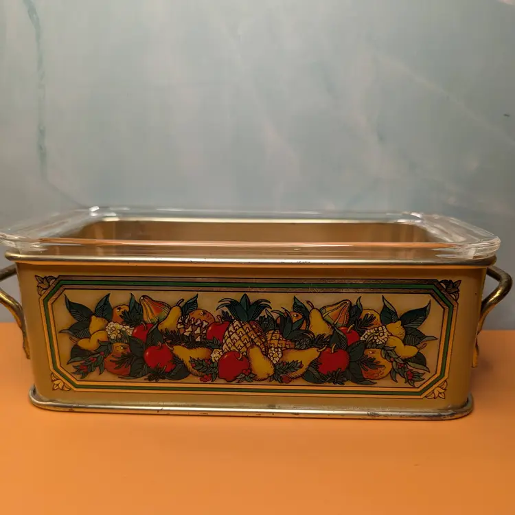 1981 Teleflora Metal Cradle With PYREX 213 1.5QT glass Baking Dish