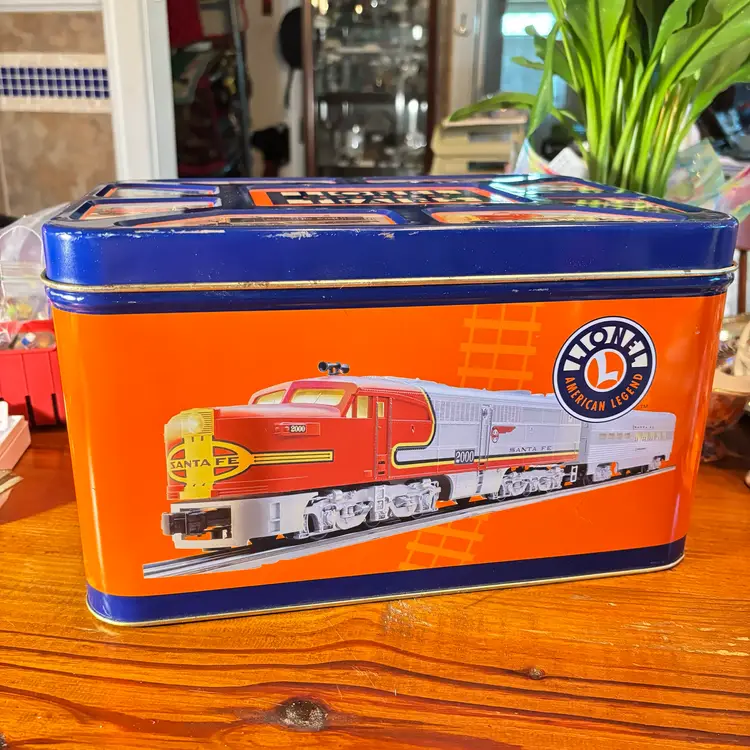 1998 Lionel Train Tin (tin Only) 13x9x7 Great Condition/clean Inside Vintage