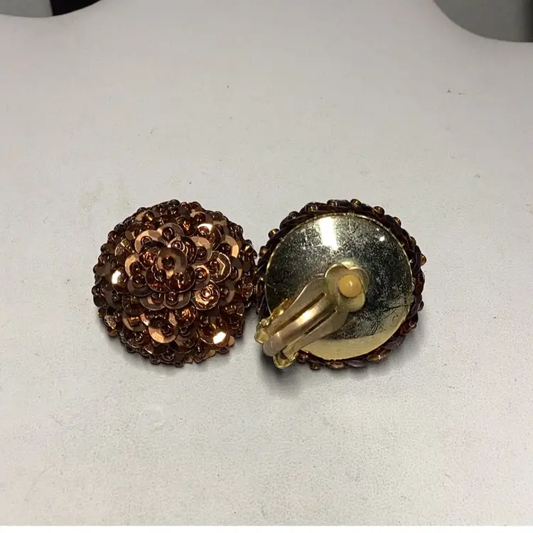 Goldtone Sequined Clipon Earrings 1”