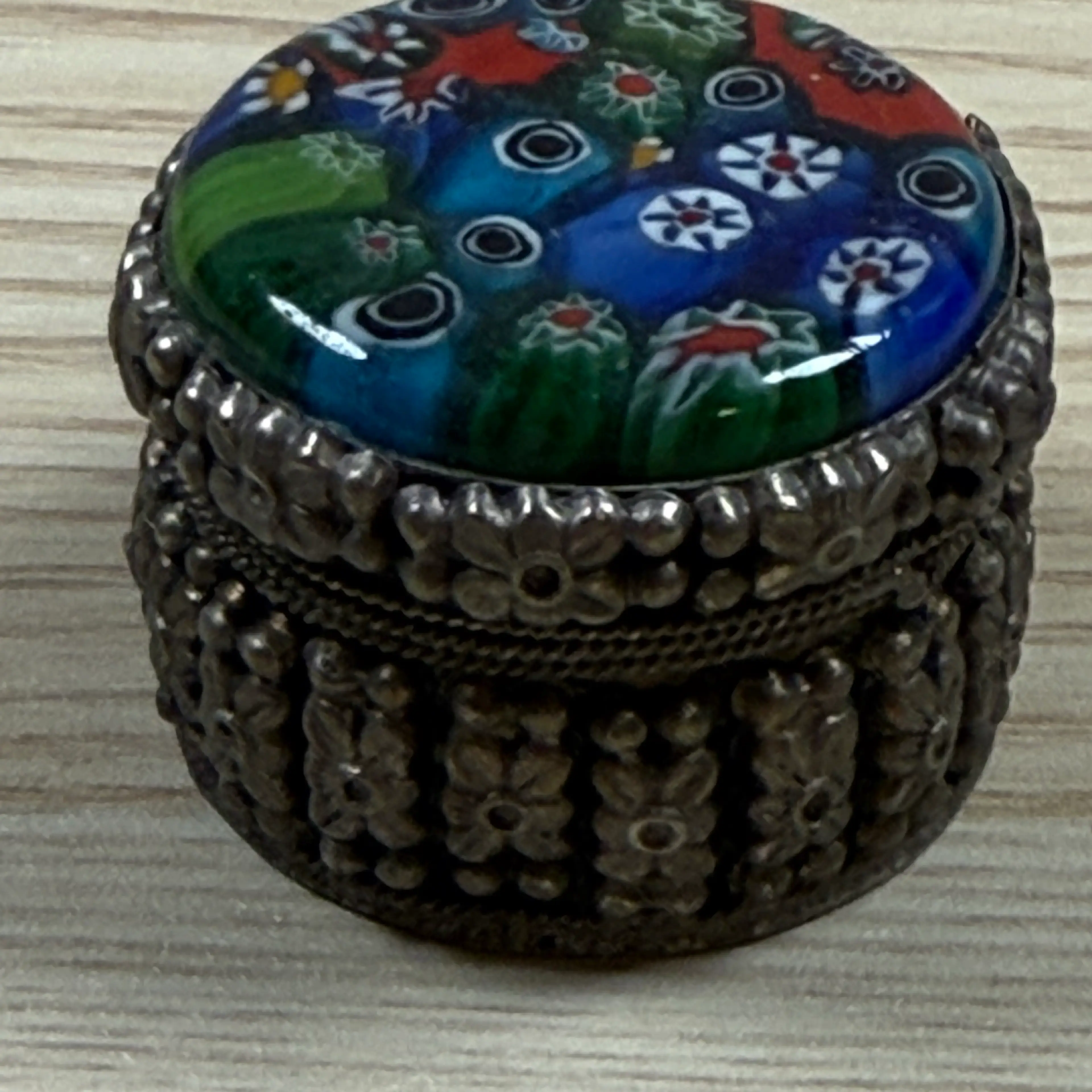 Image 4 of 6
