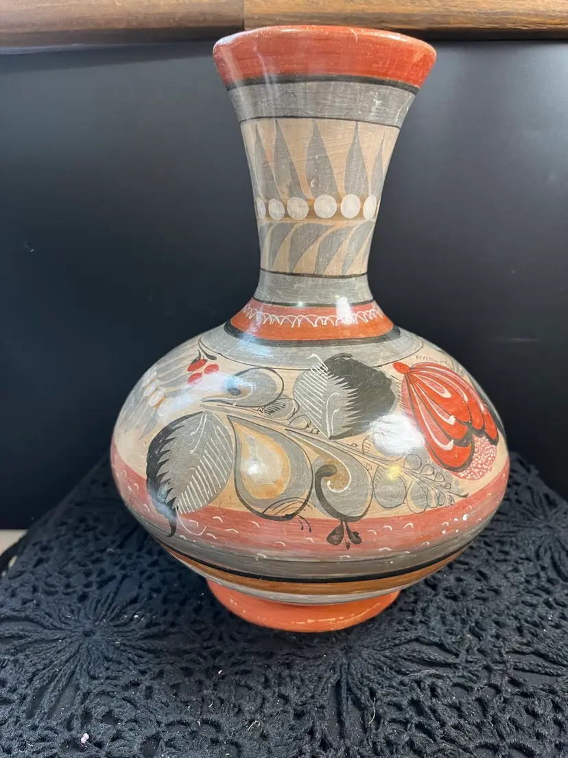 Vintage Folk Art Tonala Vase-Unique Design-Refer to Pictures. Lot 38