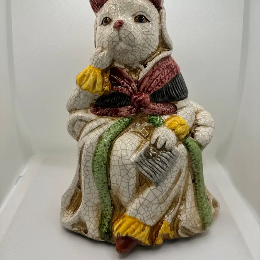 Vintage Staffordshire Regency Sitting Throne Cat Kitten Colorful Robe, Made In England
