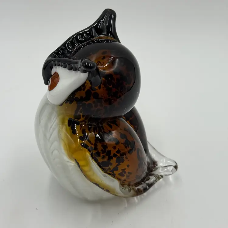 Art Glass Hand Blown Amber & White Drape Pattern Glass Owl Figurine Paperweight