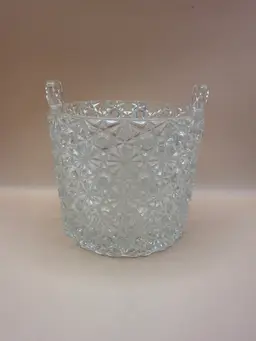 Fenton Daisy & Button Glass Ice Bucket 4.5”