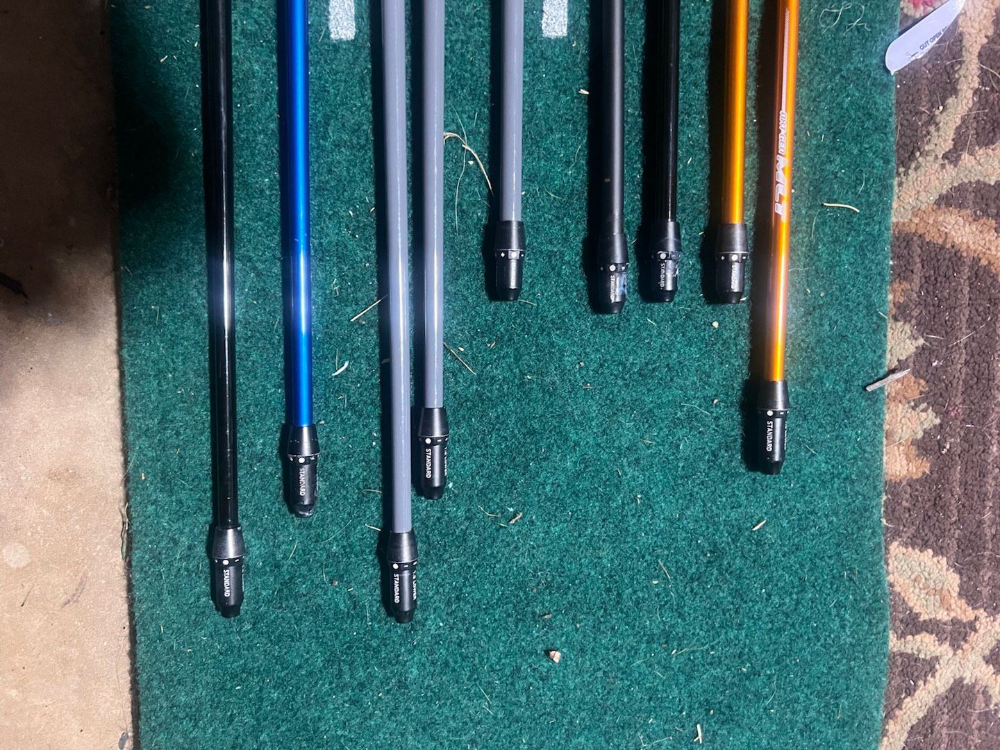 01 Bundle Of 9 Shafts (2 Driver)(3 FW) (4 Hybrids) $17 PER SHAFT
