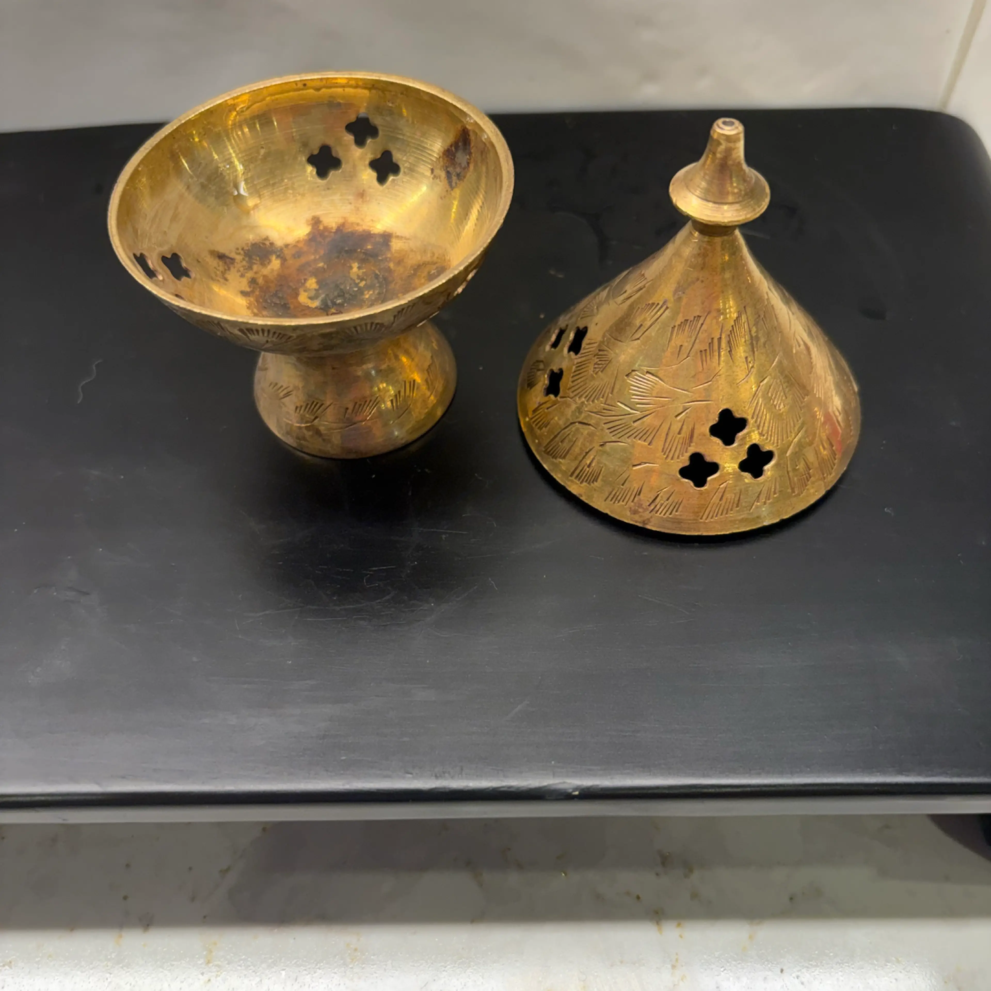 Image 3 of 4