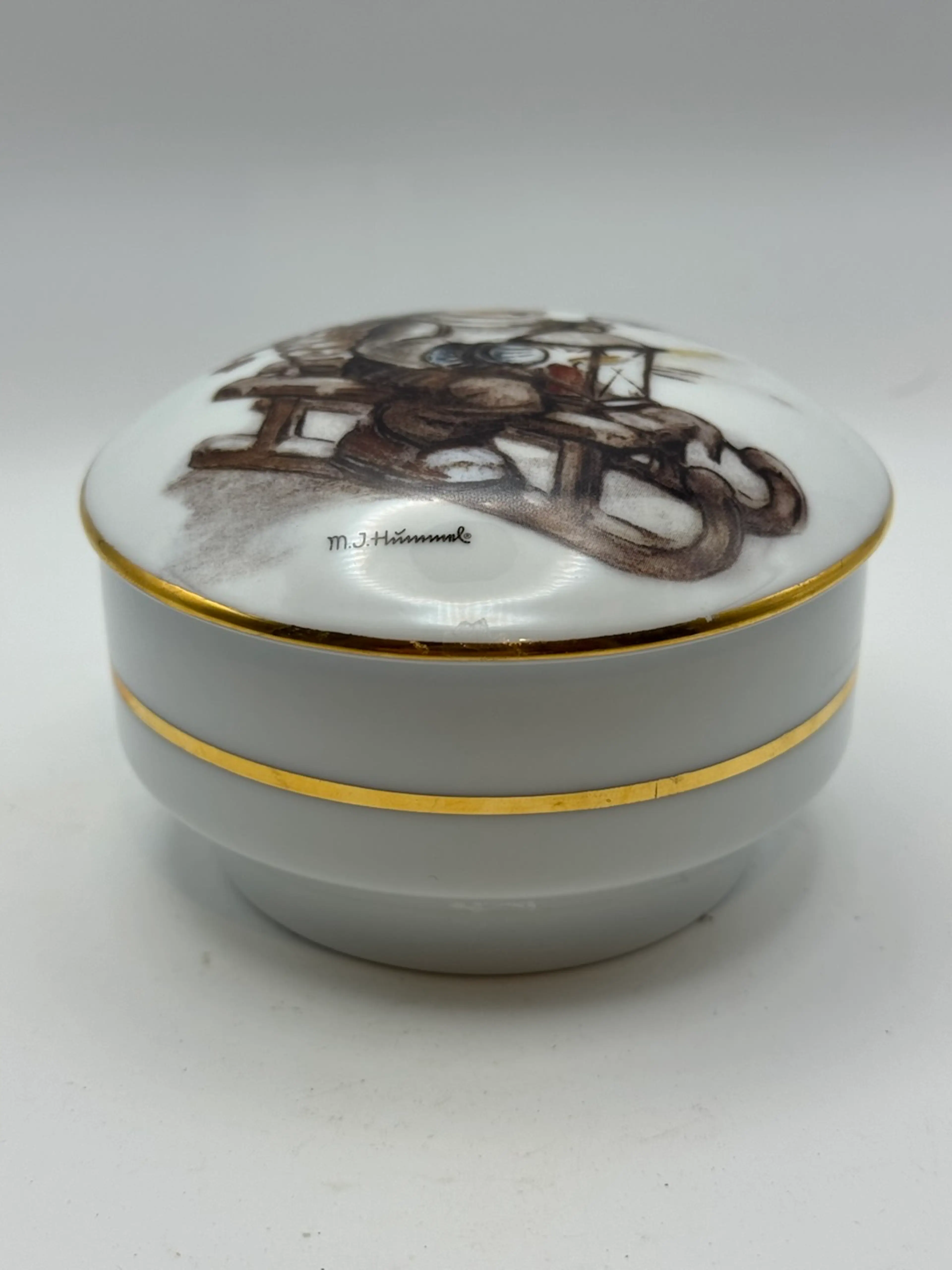 Image 1 of 6
