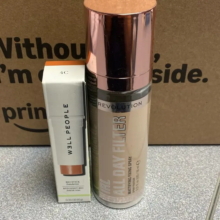 Foundation And Fixing Spray